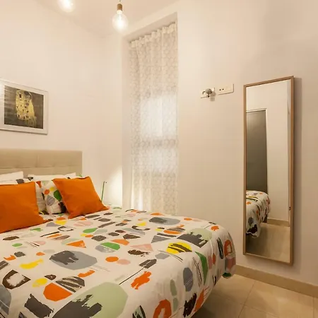Homefeel Alameda Seville Exterior photo